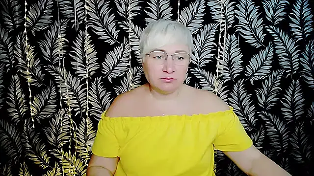 Snapshot of Olivia_playful chatting on 06-21-26, 10:32 Olivia playful online show from 06-21-26, 10:32