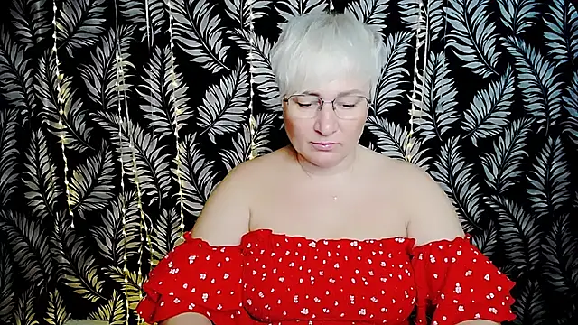Snapshot of Olivia_playful chatting on 07-17-26, 10:12 Olivia playful online show from 07-17-26, 10:12
