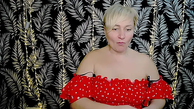 Snapshot of Olivia_playful chatting on 03-16-25, 03:17 Olivia playful online show from 03-16-25, 03:17