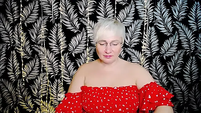 Snapshot of Olivia_playful chatting on 07-24-26, 10:00 Olivia playful online show from 07-24-26, 10:00