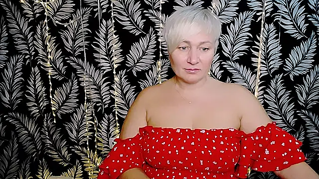 Olivia playful online show from 10-31-25, 10:56