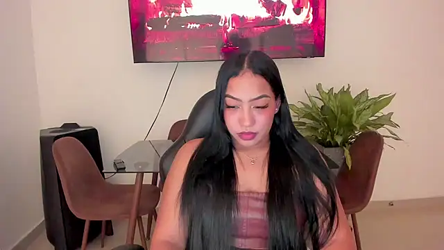 Snapshot of brunetenikole02 chatting on 03-20-25, 02:19 brunetenikole02 online show from 03-20-25, 02:19