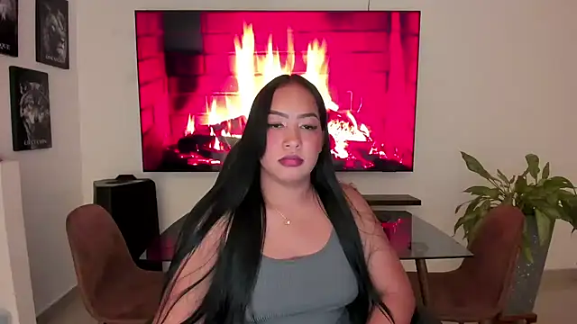 Snapshot of brunetenikole02 chatting on 10-26-25, 02:12 brunetenikole02 online show from 10-26-25, 02:12