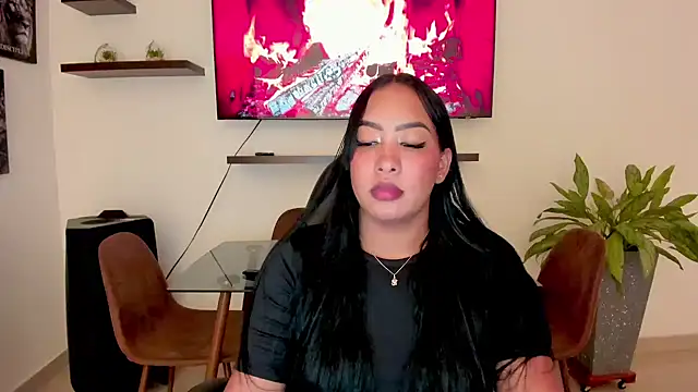 Snapshot of brunetenikole02 chatting on 09-13-25, 01:27 brunetenikole02 online show from 09-13-25, 01:27