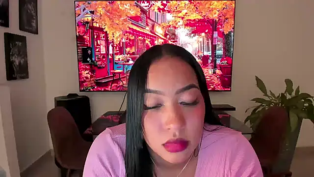 Snapshot of brunetenikole02 chatting on 10-25-25, 01:49 brunetenikole02 online show from 10-25-25, 01:49