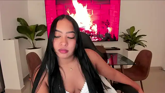 Snapshot of brunetenikole02 chatting on 02-28-26, 03:28 brunetenikole02 online show from 02-28-26, 03:28