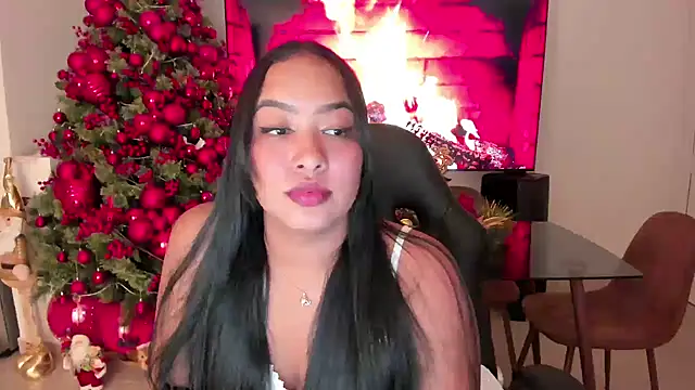 Snapshot of brunetenikole02 chatting on 12-19-25, 02:37 brunetenikole02 online show from 12-19-25, 02:37