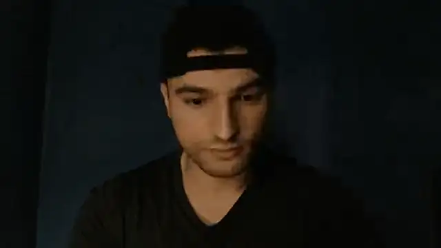 Snapshot of alex_blu chatting on 05-14-26, 10:12 alex blu online show from 05-14-26, 10:12