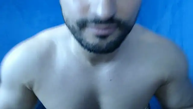 Snapshot of alex_blu chatting on 06-03-26, 11:22 alex blu online show from 06-03-26, 11:22