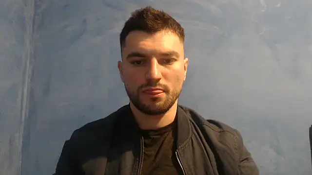Snapshot of alex_blu chatting on 05-04-26, 04:21 alex blu online show from 05-04-26, 04:21