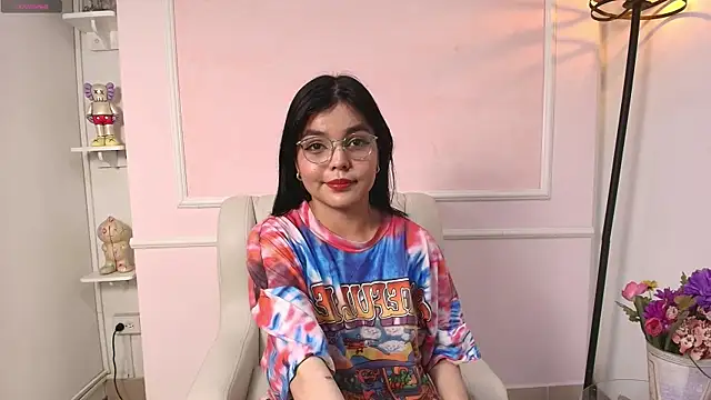 dianebleu online show from 11-29-25, 01:11