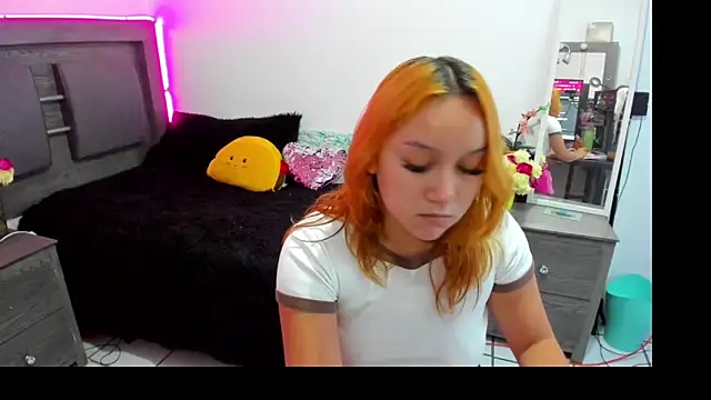 Cherrynoa online show from 11-09-25, 11:20