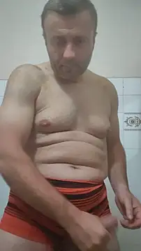 Snapshot of muscularsexy chatting on 06-25-26, 09:42 muscularsexy online show from 06-25-26, 09:42