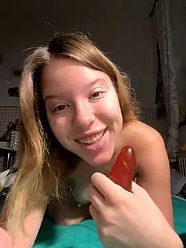 kimczii online show from 10-27-25, 07:20