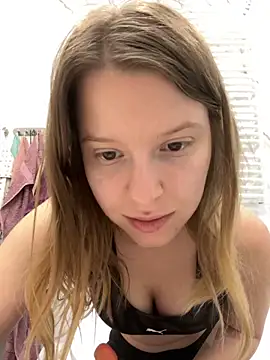 Snapshot of kimczii chatting on 05-25-26, 06:28 kimczii online show from 05-25-26, 06:28