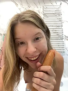 kimczii online show from 07-24-26, 07:48