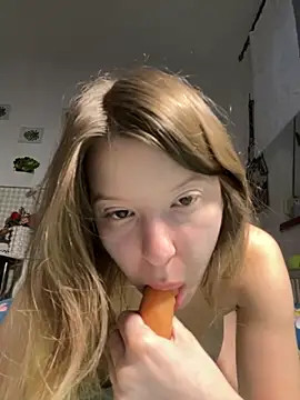 kimczii online show from 04-10-26, 06:20