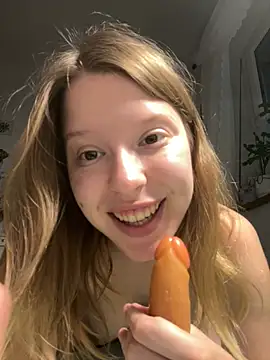Snapshot of kimczii chatting on 06-01-26, 10:48 kimczii online show from 06-01-26, 10:48
