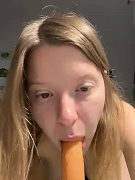 Snapshot of kimczii chatting on 06-10-26, 06:25 kimczii online show from 06-10-26, 06:25