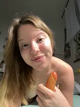 Snapshot of kimczii chatting on 05-05-26, 06:16 kimczii online show from 05-05-26, 06:16
