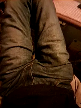 eddouxxx78 online show from 12-19-25, 06:54