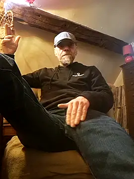 eddouxxx78 online show from 04-21-26, 07:59