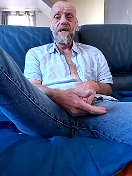 Snapshot of eddouxxx78 chatting on 07-28-26, 04:50 eddouxxx78 online show from 07-28-26, 04:50