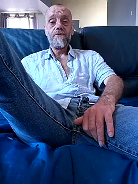 Snapshot of eddouxxx78 chatting on 07-28-26, 06:20 eddouxxx78 online show from 07-28-26, 06:20