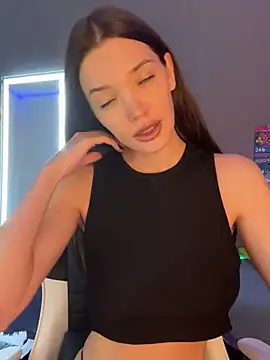 julia fly online show from 02-01-25, 11:42