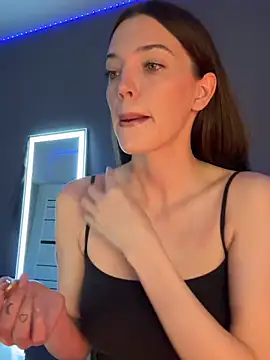 julia fly online show from 03-16-25, 07:26