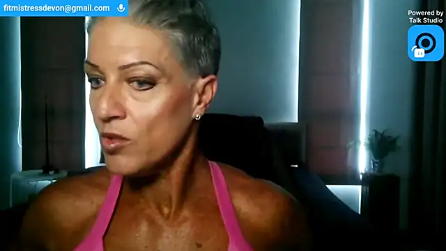 Devon2020 online show from 06-16-26, 04:45