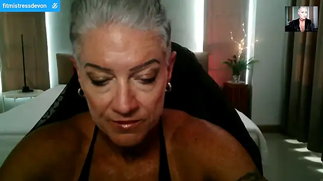 Devon2020 online show from 03-25-26, 10:36