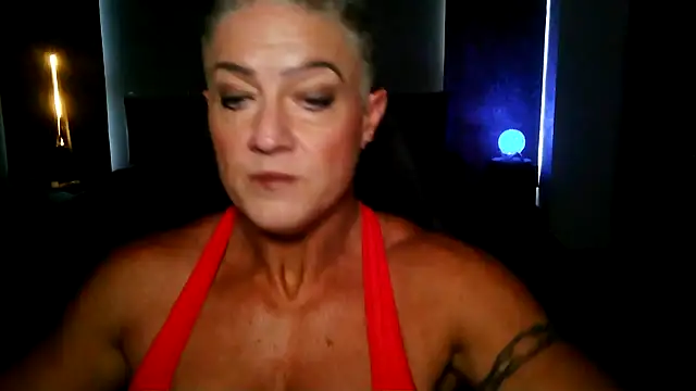 Snapshot of Devon2020 chatting on 01-06-26, 11:14 Devon2020 online show from 01-06-26, 11:14