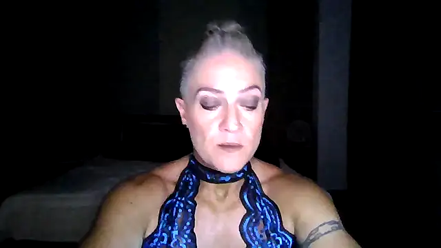 Snapshot of Devon2020 chatting on 11-19-25, 11:32 Devon2020 online show from 11-19-25, 11:32