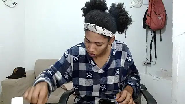 angelamarie1 online show from 11-12-25, 09:02