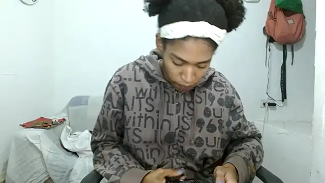 angelamarie1 online show from 11-07-25, 09:52