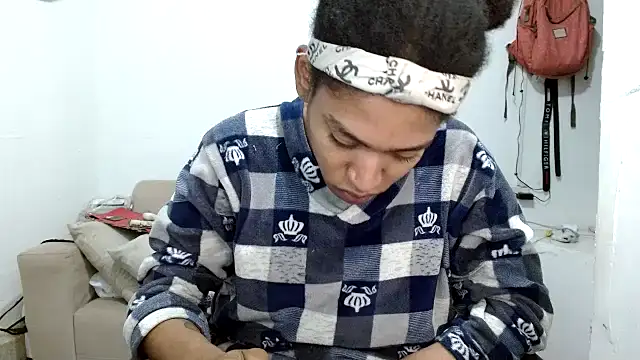 angelamarie1 online show from 11-27-25, 02:01