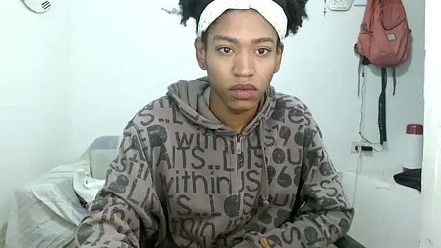 angelamarie1 online show from 11-07-25, 07:35