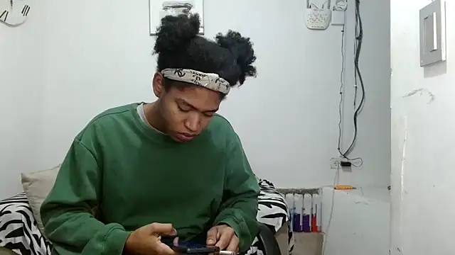 angelamarie1 online show from 02-04-26, 10:32