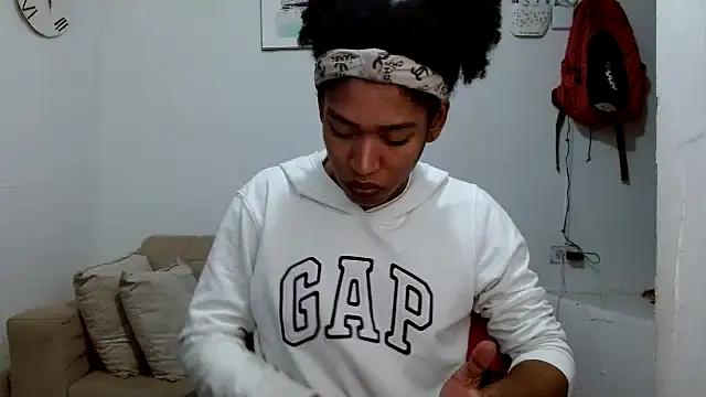 angelamarie1 online show from 02-20-26, 06:26