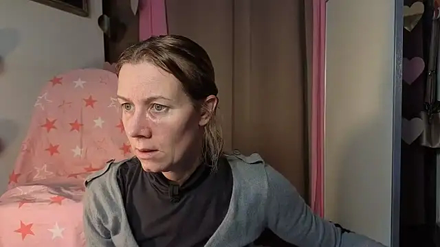 Lola Belgium online show from 02-25-26, 07:52