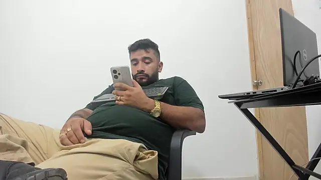 isearchcompany online show from 10-28-25, 01:50