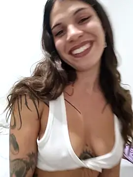 Snapshot of frenchxena98 chatting on 09-24-25, 04:57 frenchxena98 online show from 09-24-25, 04:57