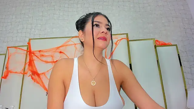 paola rodriguez online show from 10-26-25, 10:59