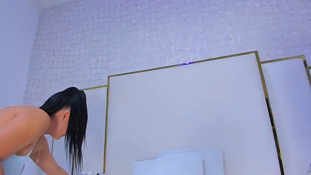 paola rodriguez online show from 11-23-25, 11:31