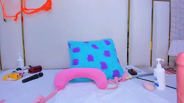 paola rodriguez online show from 10-28-25, 12:04