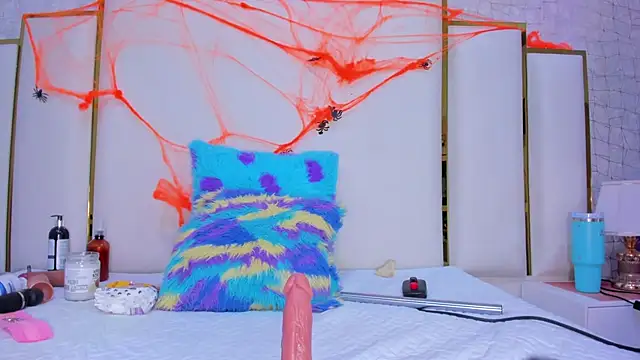 paola rodriguez online show from 10-27-25, 07:37