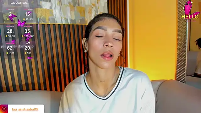 LauraAristizabal online show from 03-25-26, 12:37