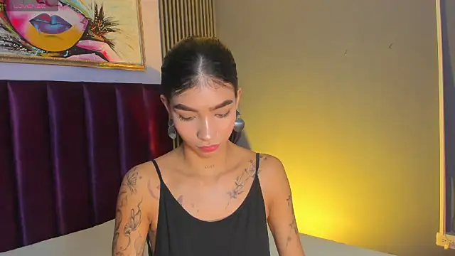 LauraAristizabal online show from 06-13-26, 11:52