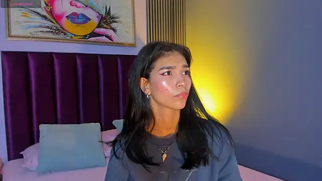 LauraAristizabal online show from 04-08-26, 12:39